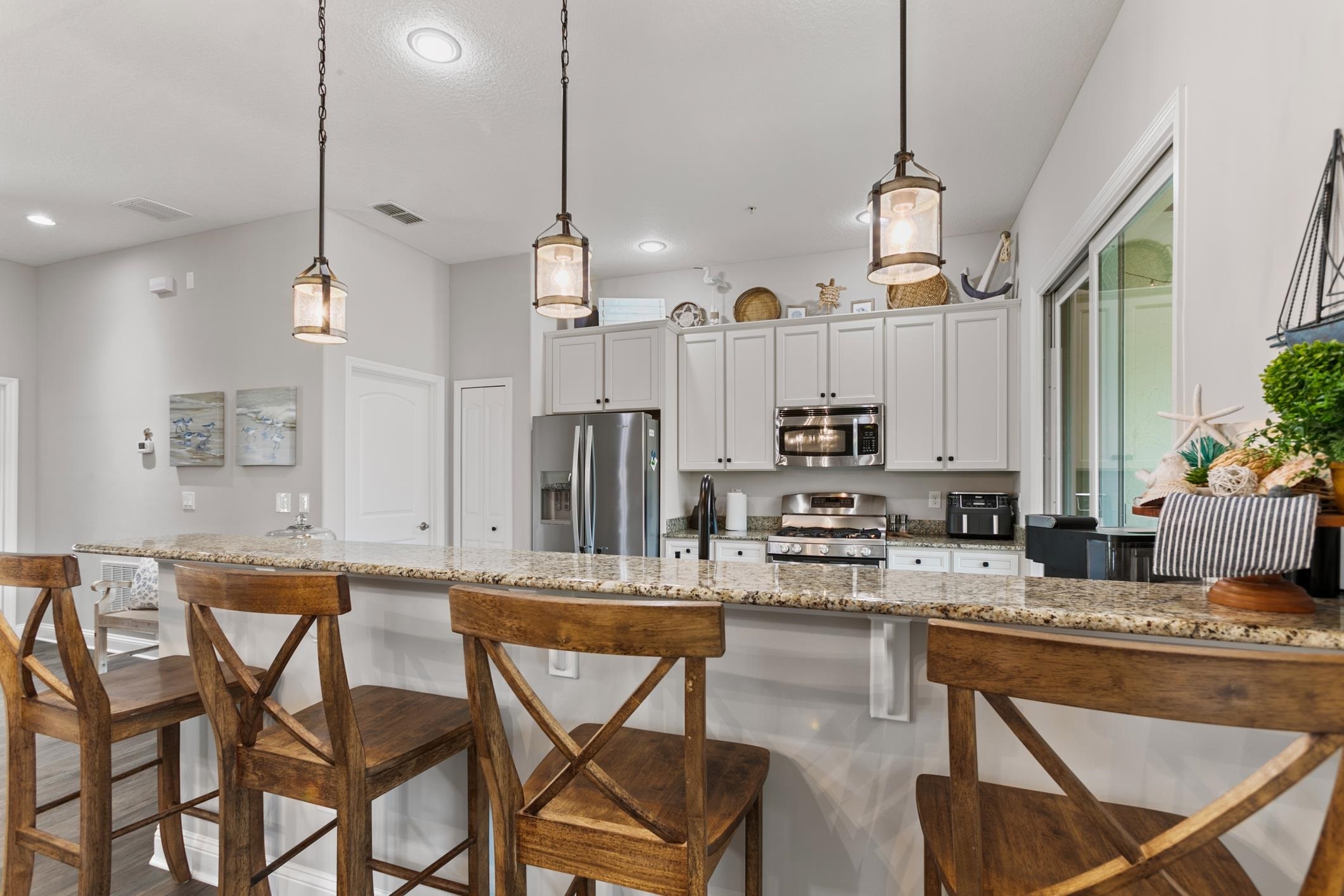 Property Photo: 121 Grand Ravine Dr FL 32086