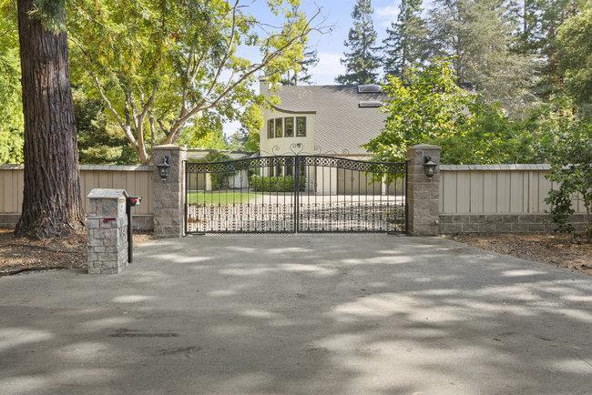 Property Photo: 84 Selby CA 94027