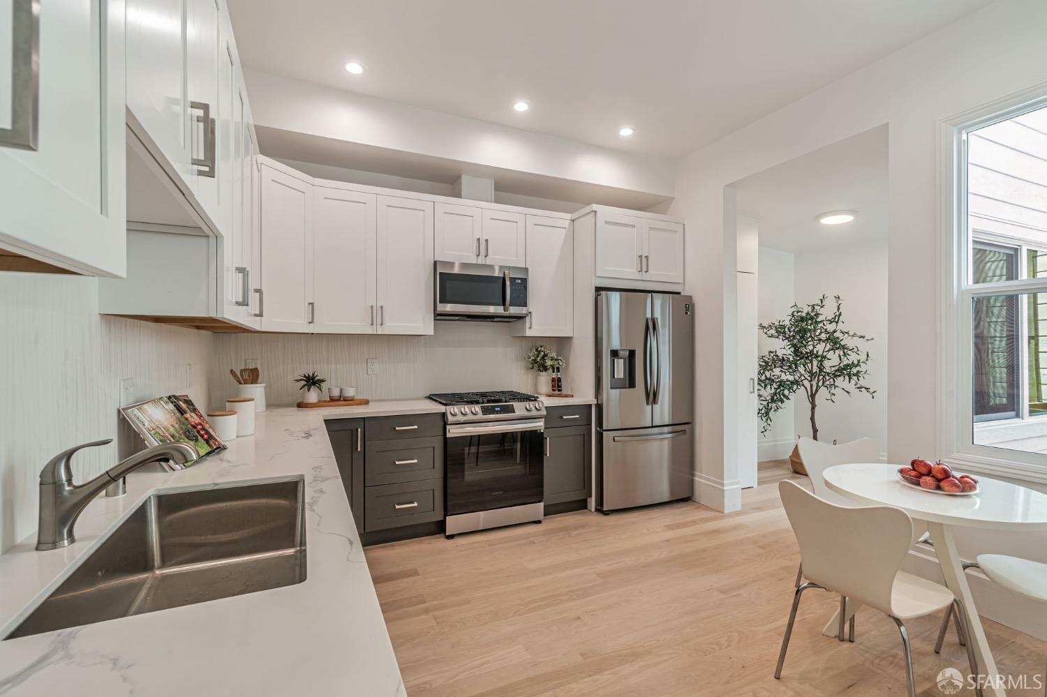 287 Church Street  San Francisco CA 94114 photo