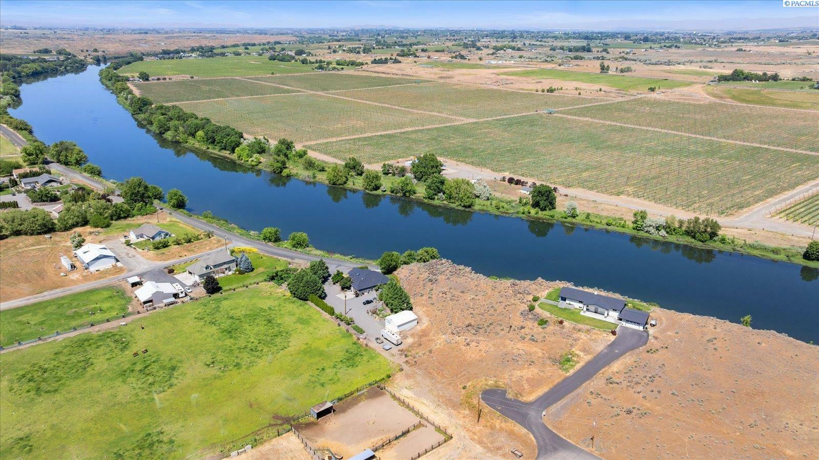 Property Photo: 160103 W Byron WA 99350