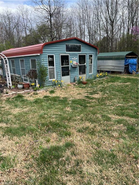Property Photo: 704 Oak Ridge Church Road NC 28635