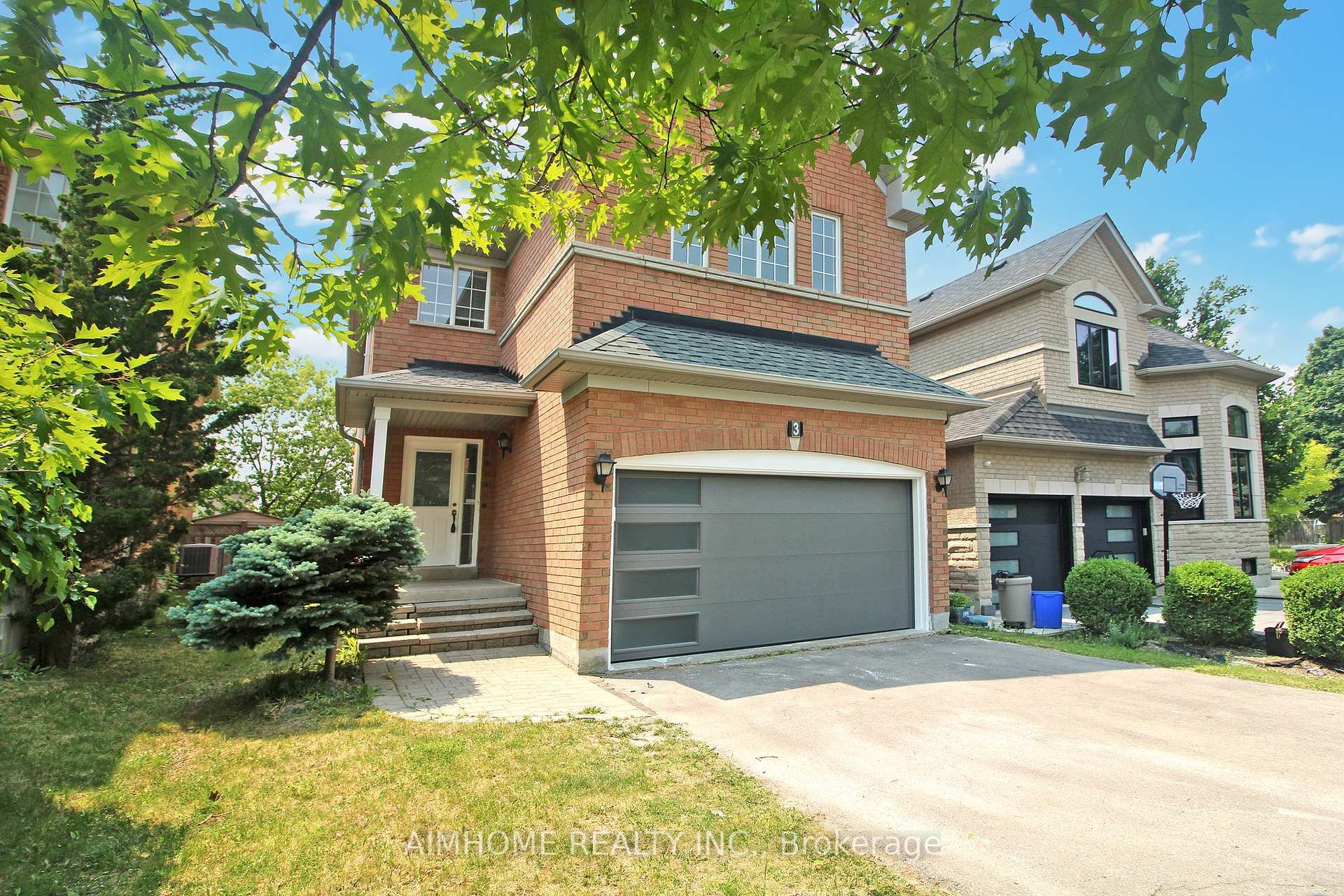 Property Photo: 3 Quetico Drive ON L4B 3S8
