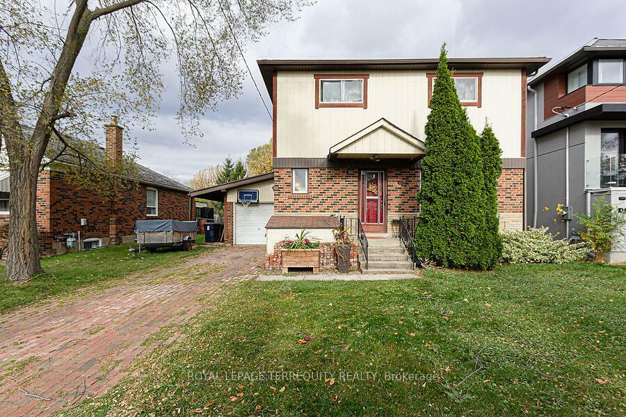 Property Photo: 12 Chauncey Avenue ON M8Z 2Z3