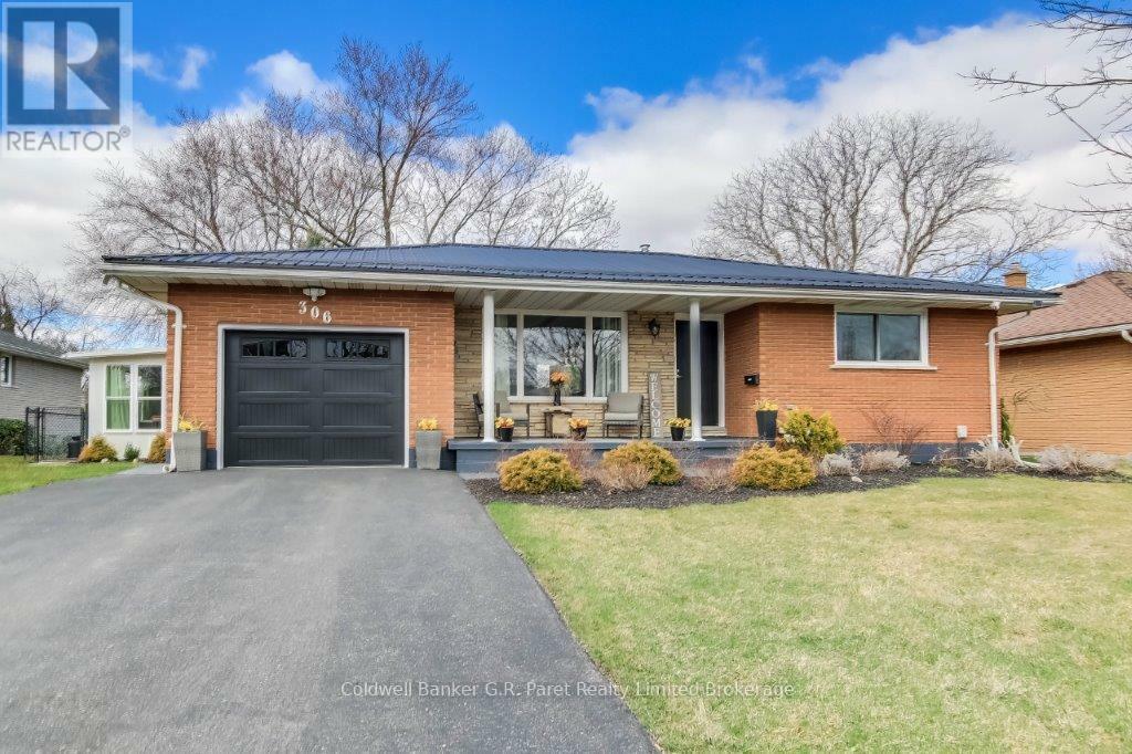 Property Photo: 306 Adams Avenue ON N4B 2Y5