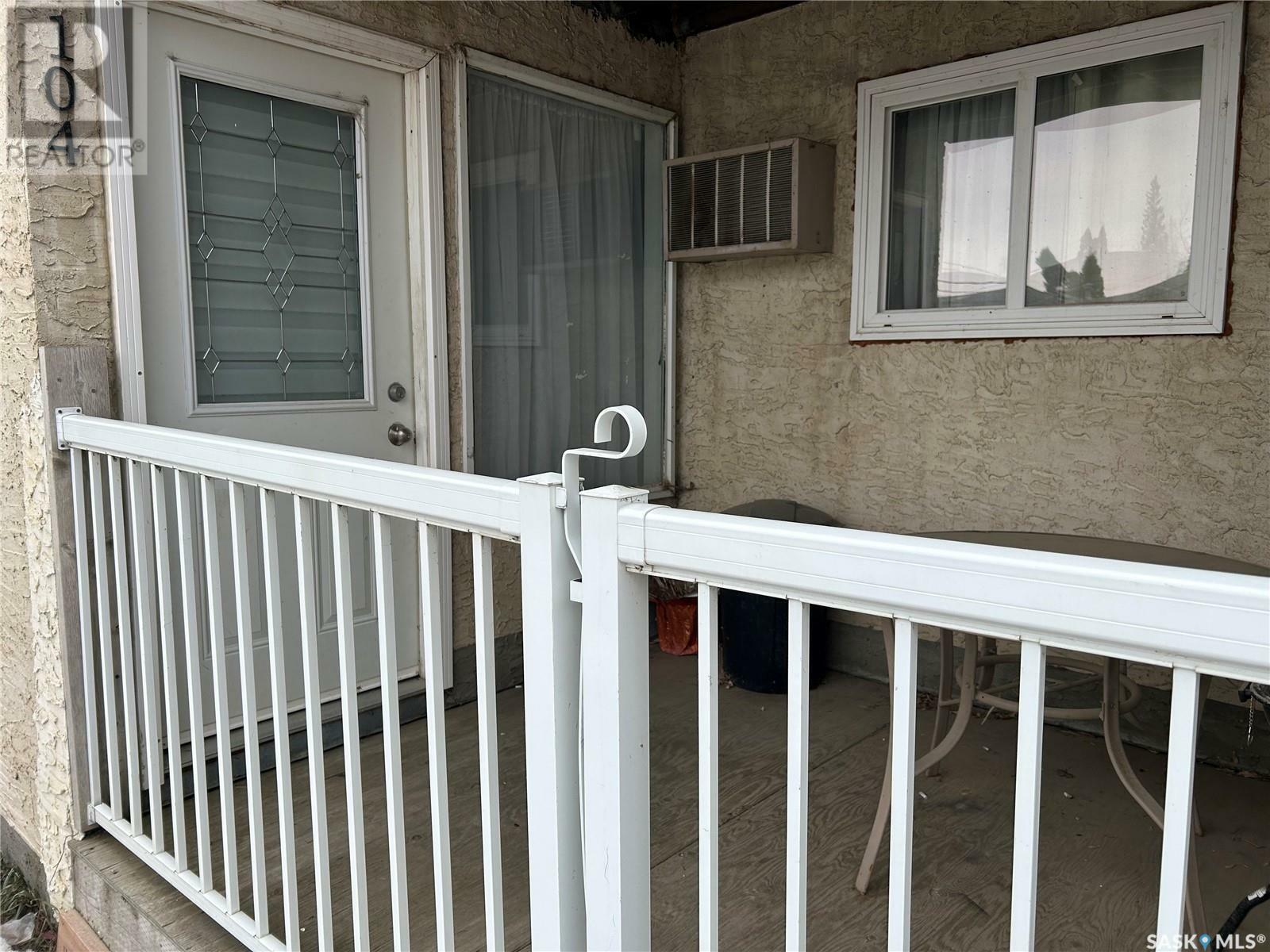 Property Photo: 1245 12th Avenue SW SK S6H 6H5
