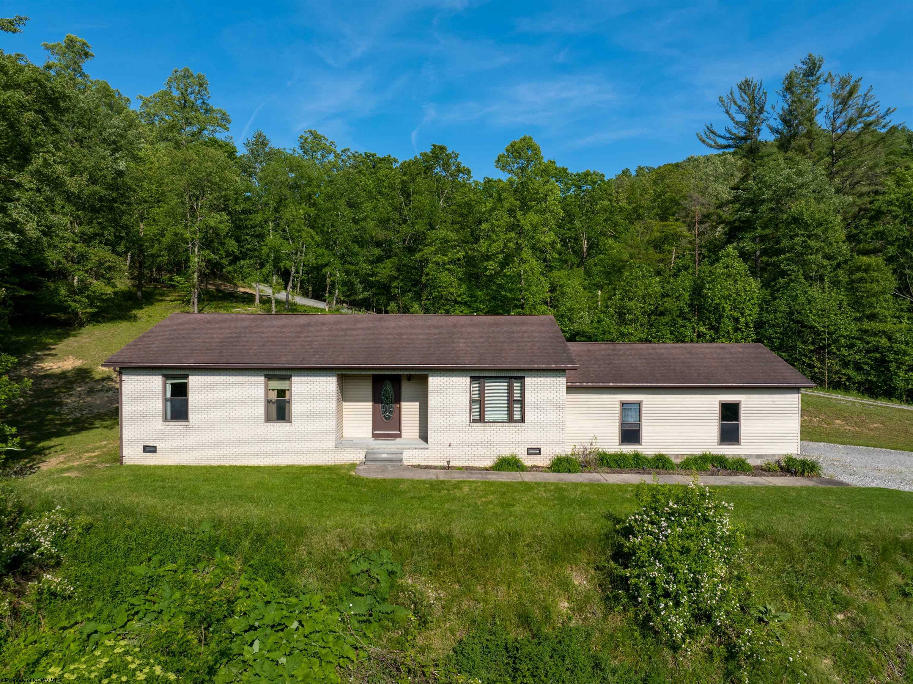 Property Photo: 1526 Allegheny Highway WV 26241