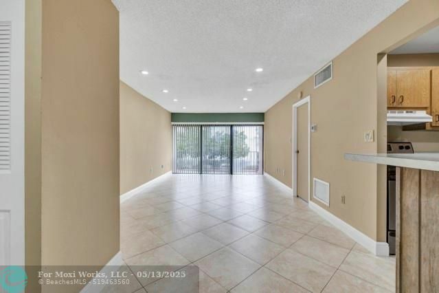 Property Photo: 5767 Washington St F-21 FL 33023
