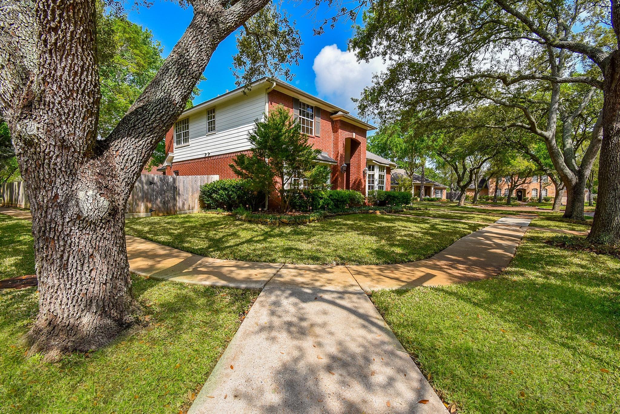 Property Photo: 3214 Explorer Cove TX 77479