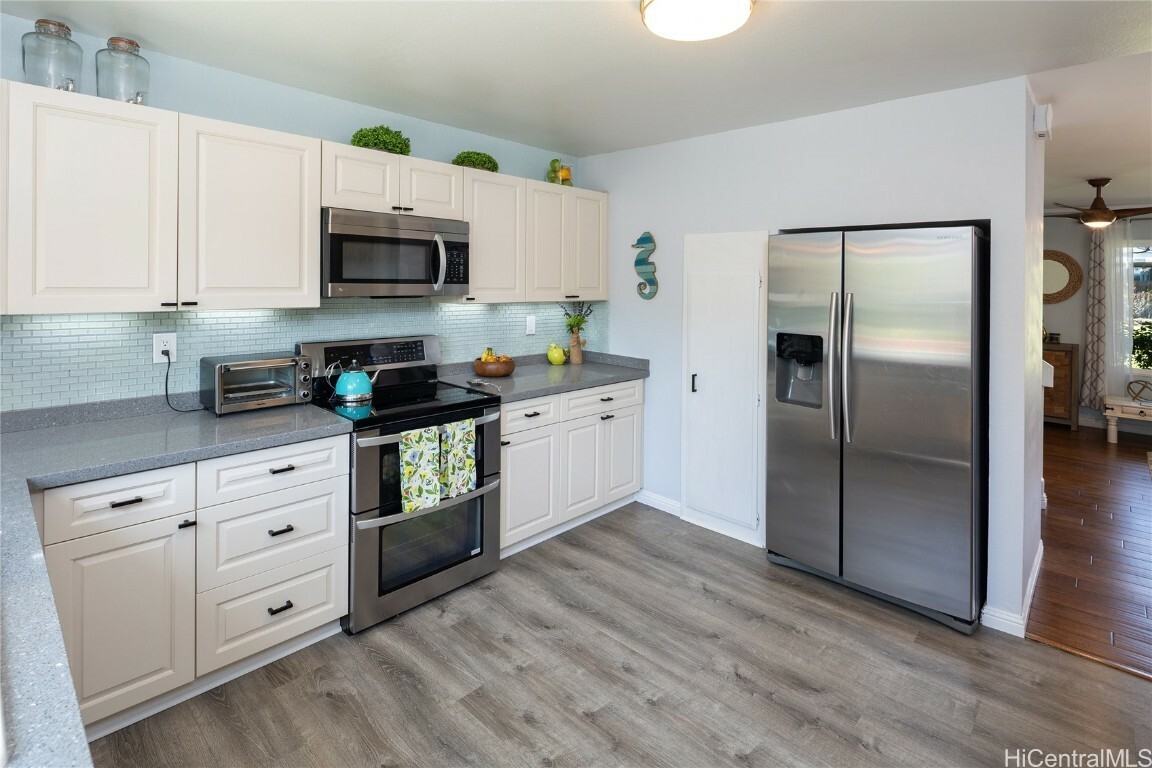 Property Photo: 1125 Wainiha Street D HI 96825