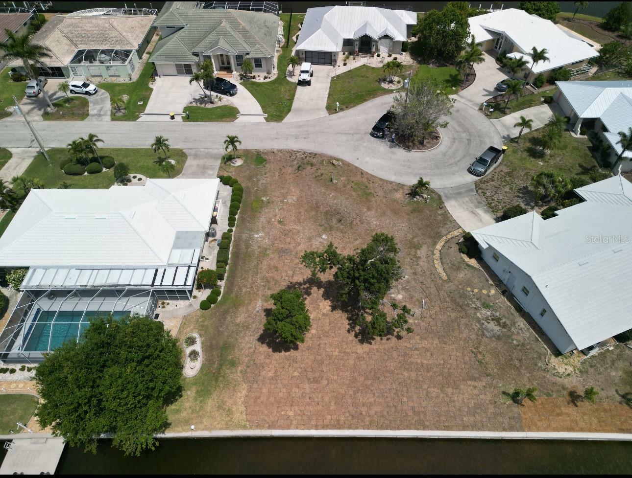 Property Photo: 571 Belvedere Court FL 33950