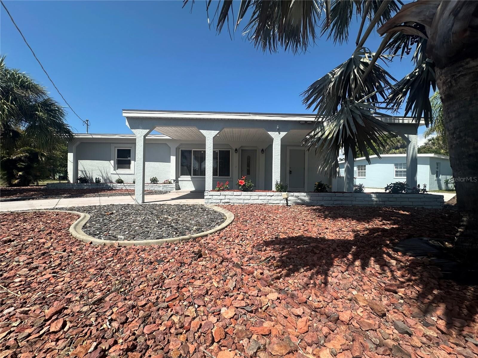 Property Photo:  108 Martin Drive NE  FL 33952 