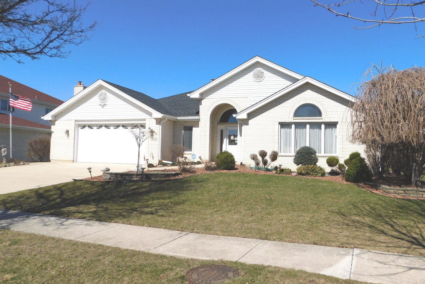 Property Photo: 1520 Chauser Lane IL 60517
