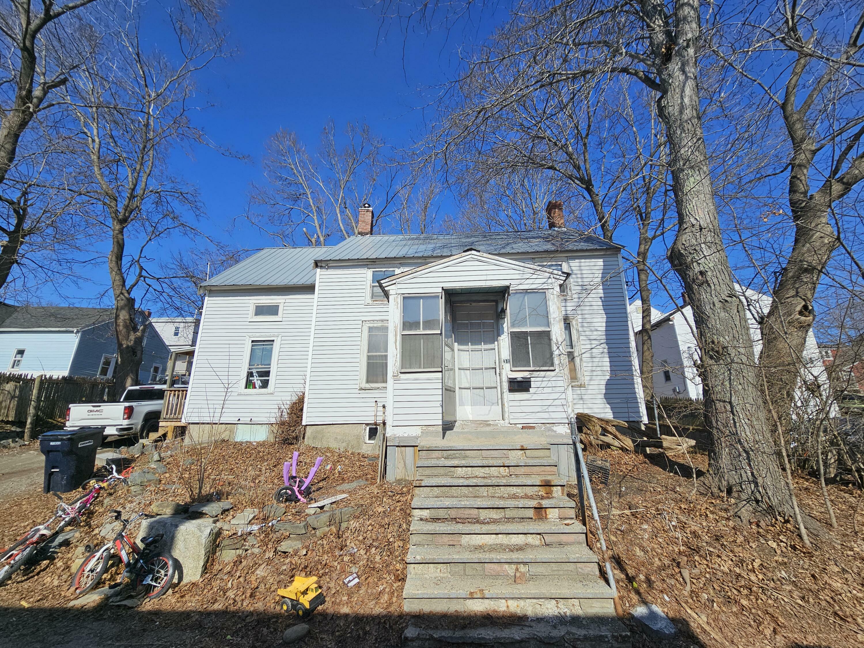 Property Photo:  31 Highland Lane  ME 04401 