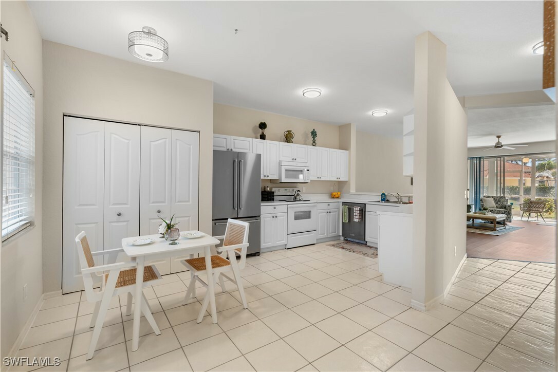 Property Photo: 1758 Reuven Circle 1503 FL 34112