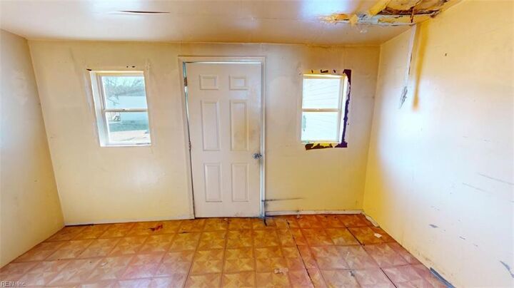 Property Photo: 8 Corapeake Road NC 27926