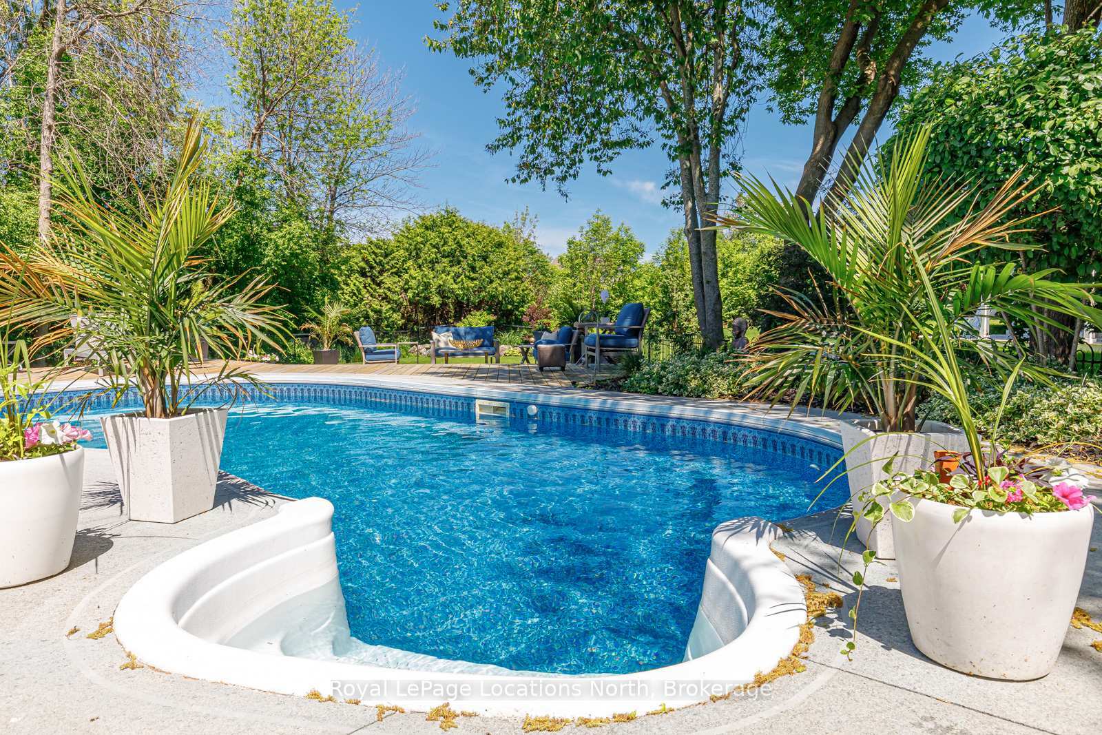 Property Photo: 10 McIntosh Gate ON L9Y 5B6