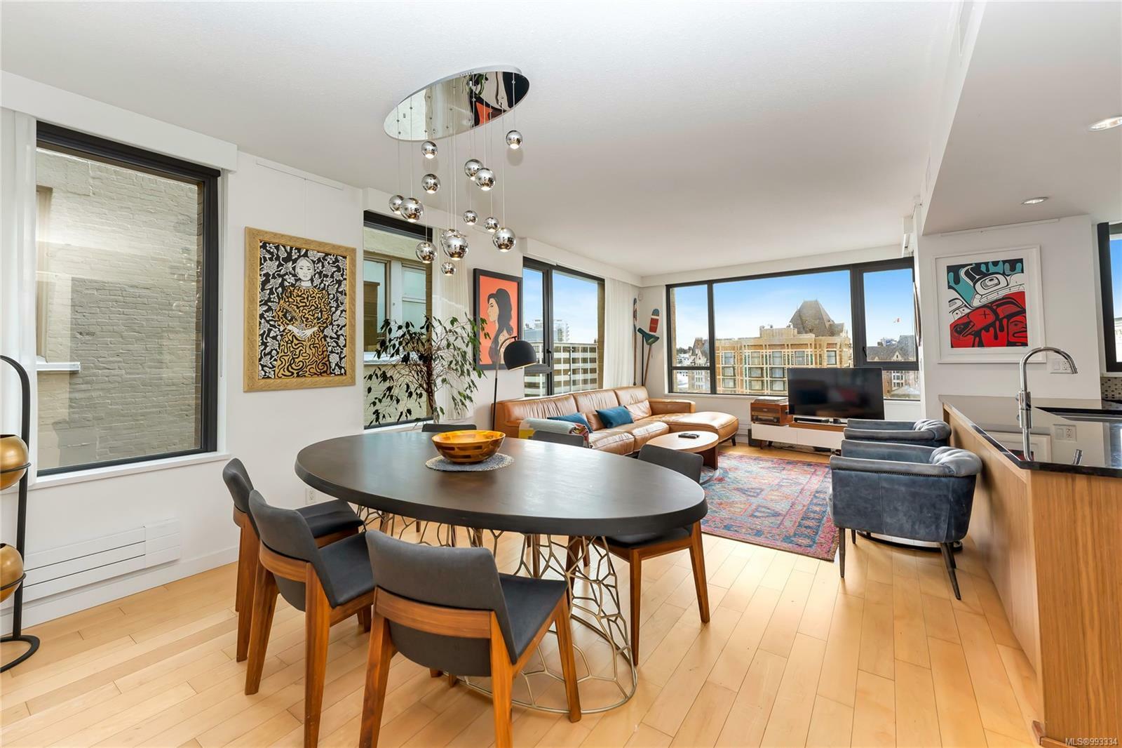 Property Photo: 608 Broughton St 701 BC V8W 1C7