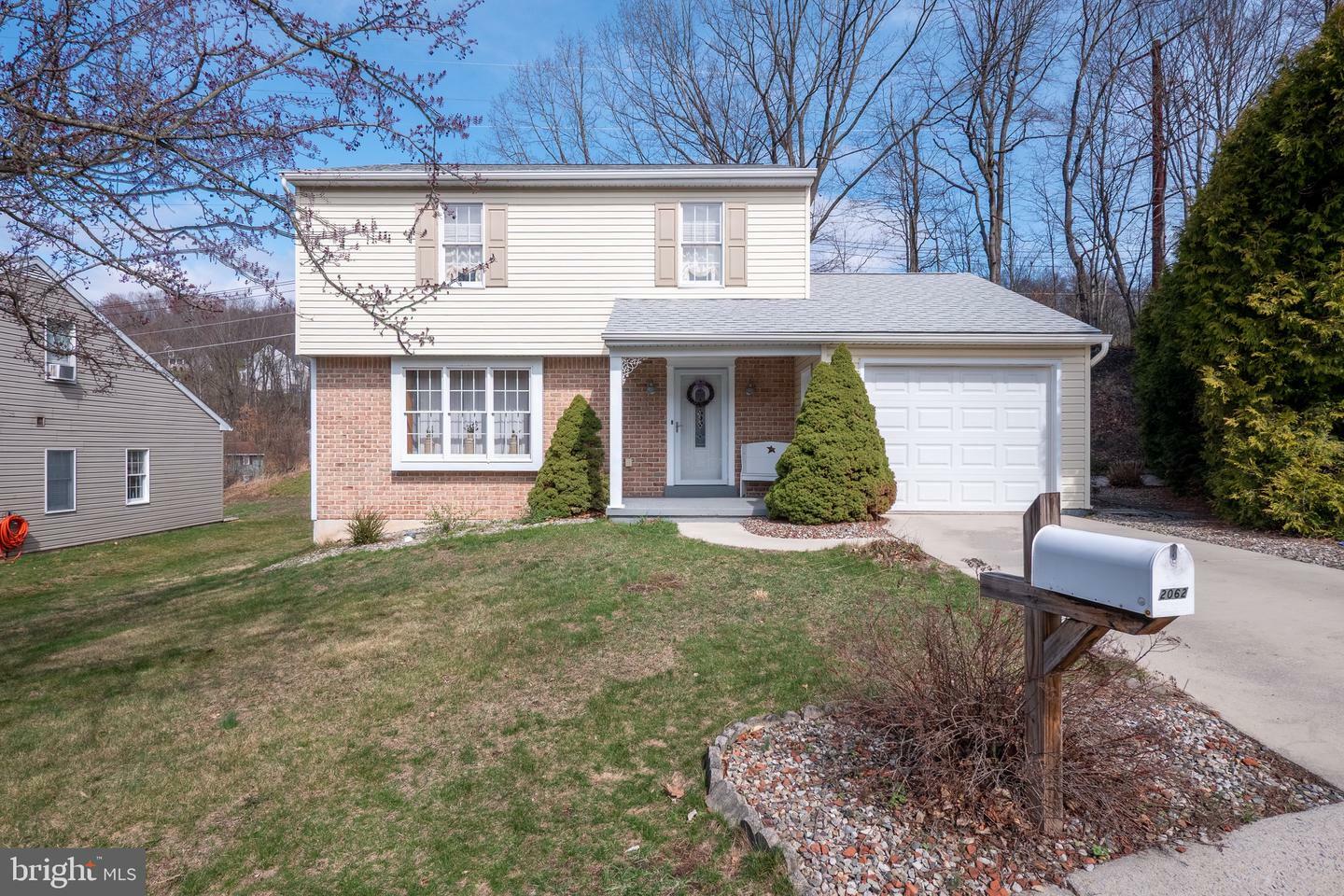 Property Photo: 2062 Yokewood Road PA 17901