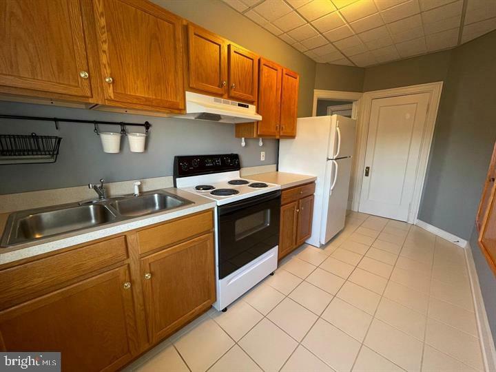 Property Photo: 403 William Street 1 VA 22401