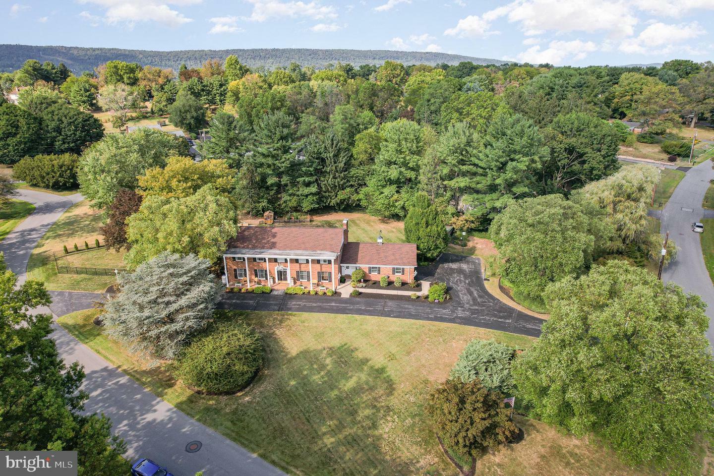 Property Photo: 4300 Valleyview Road PA 17112