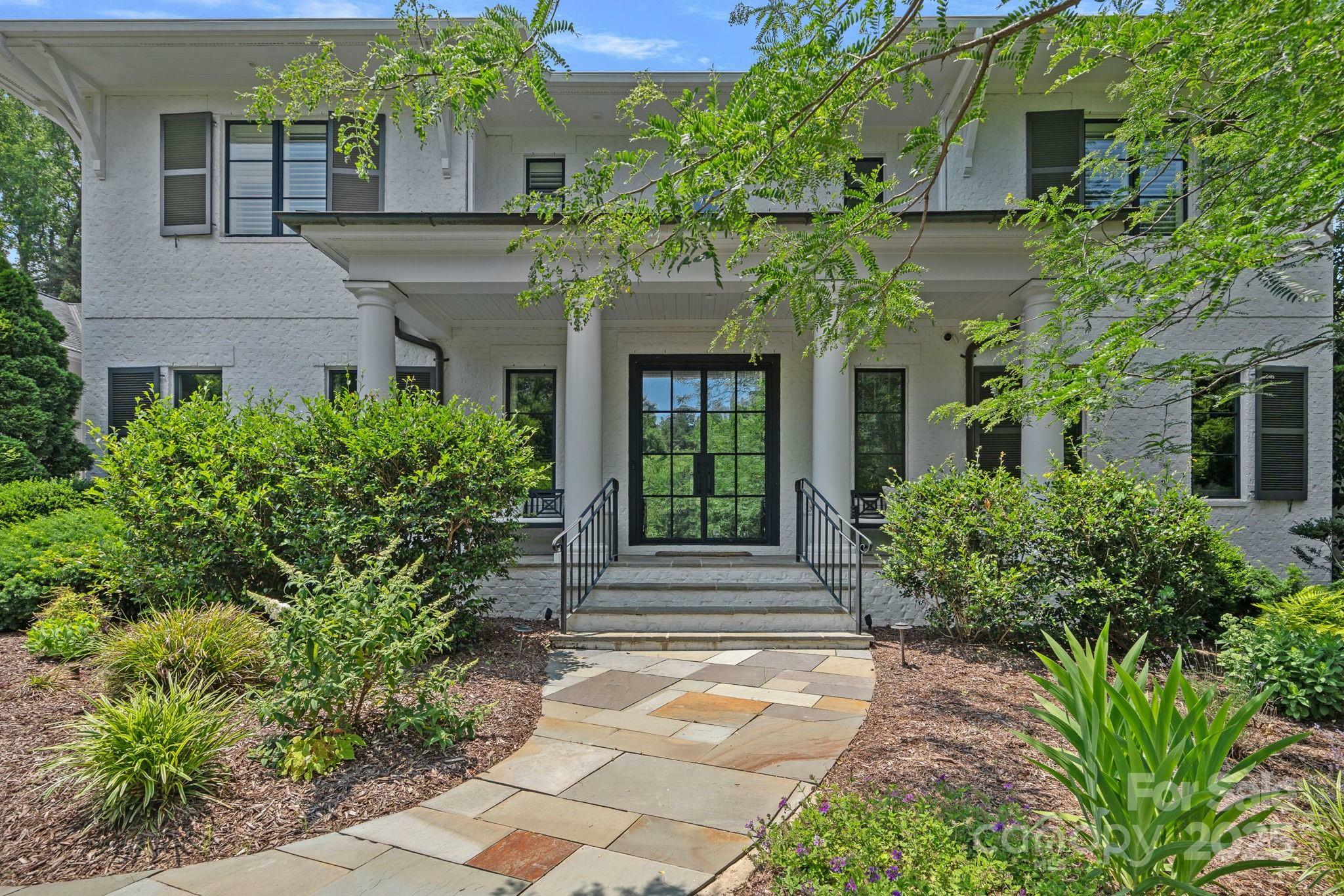 Property Photo: 19117 Davidson Concord Road NC 28036