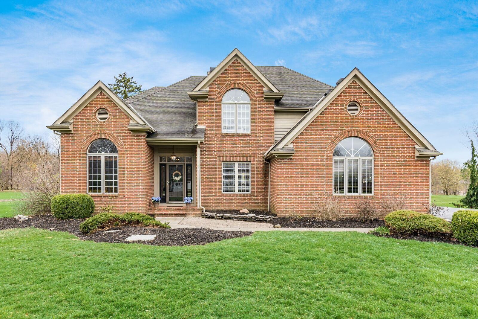 Property Photo:  9936 Hoover Woods Road  OH 43021 