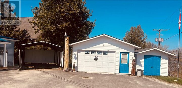 Property Photo:  83 Robinson Street W  ON P0P 1K0 