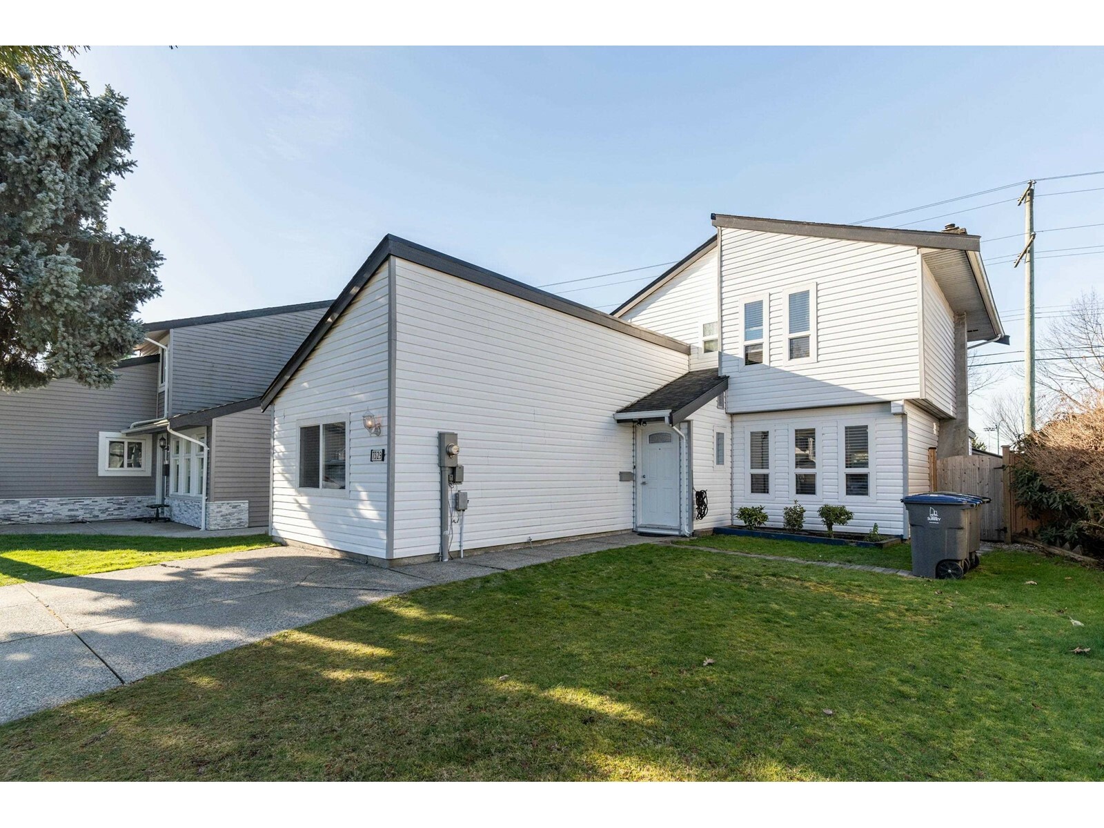 Photo de la propriété: 7329 Parkwood BC V3W 7L9
