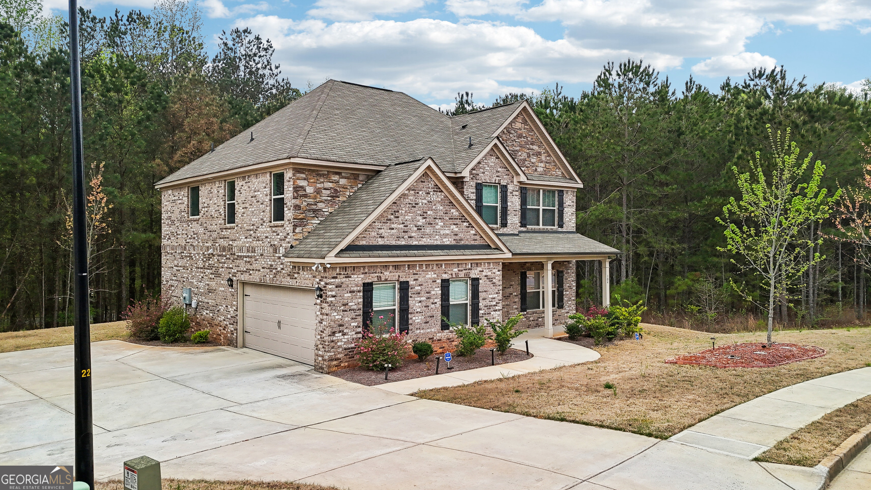 Property Photo: 104 Amelia Way GA 30294