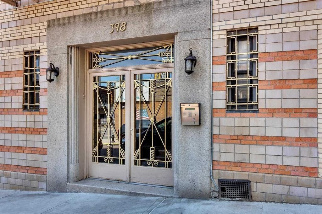 Property Photo: 398 Oliver Street 6G NY 10458