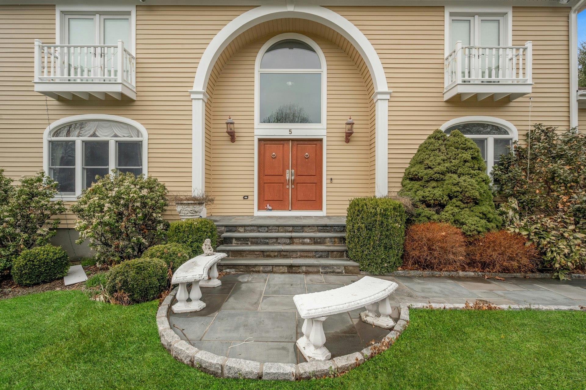 Property Photo: 5 Summerland Lane NY 10510