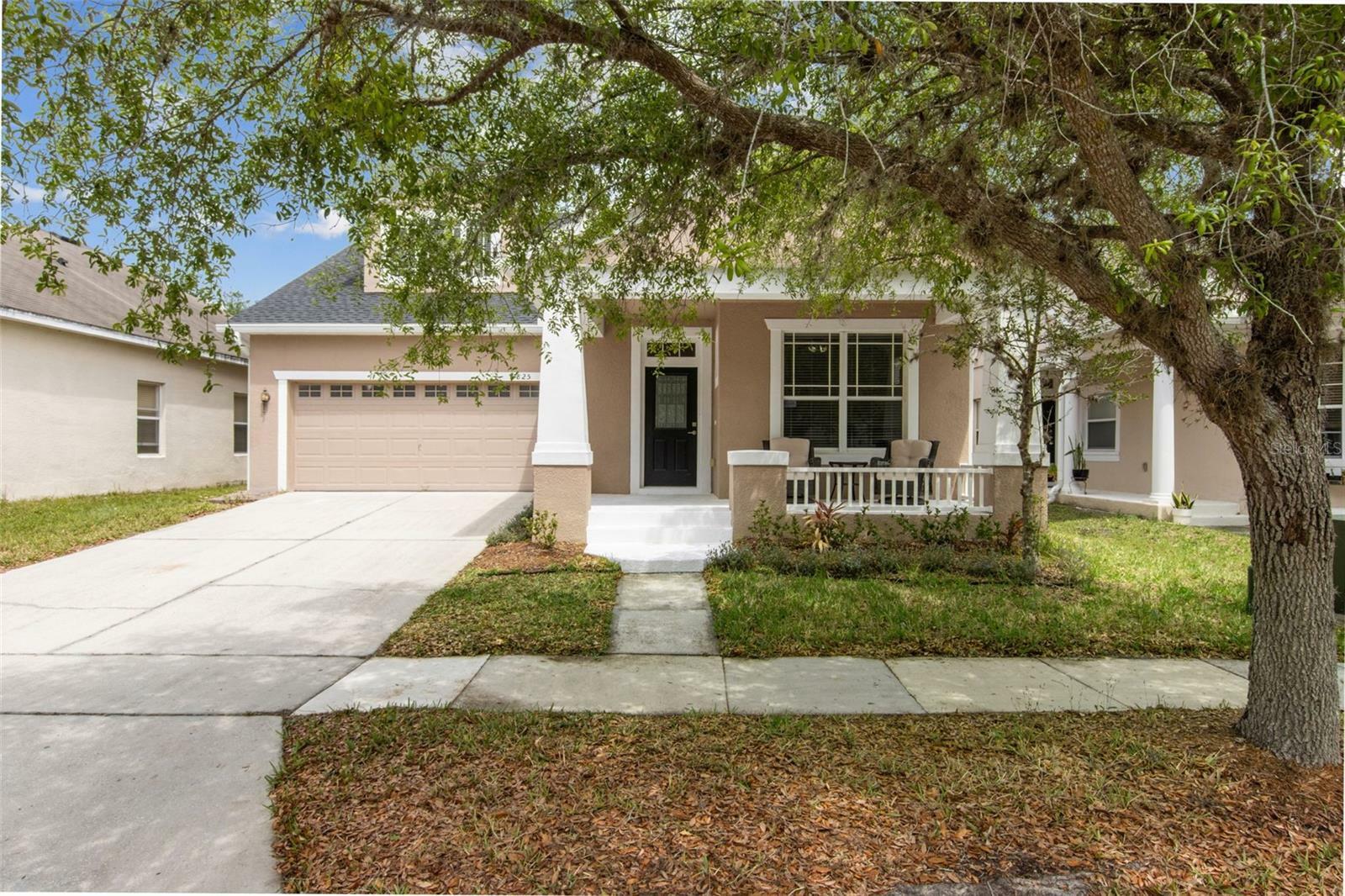 Property Photo: 1825 Saffron Plum Lane FL 32828