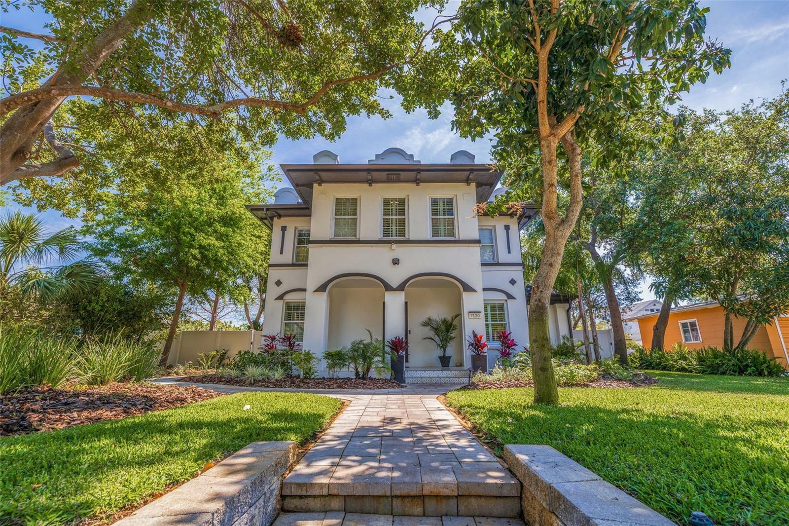 7120 3rd Avenue N  St Petersburg FL 33710 photo