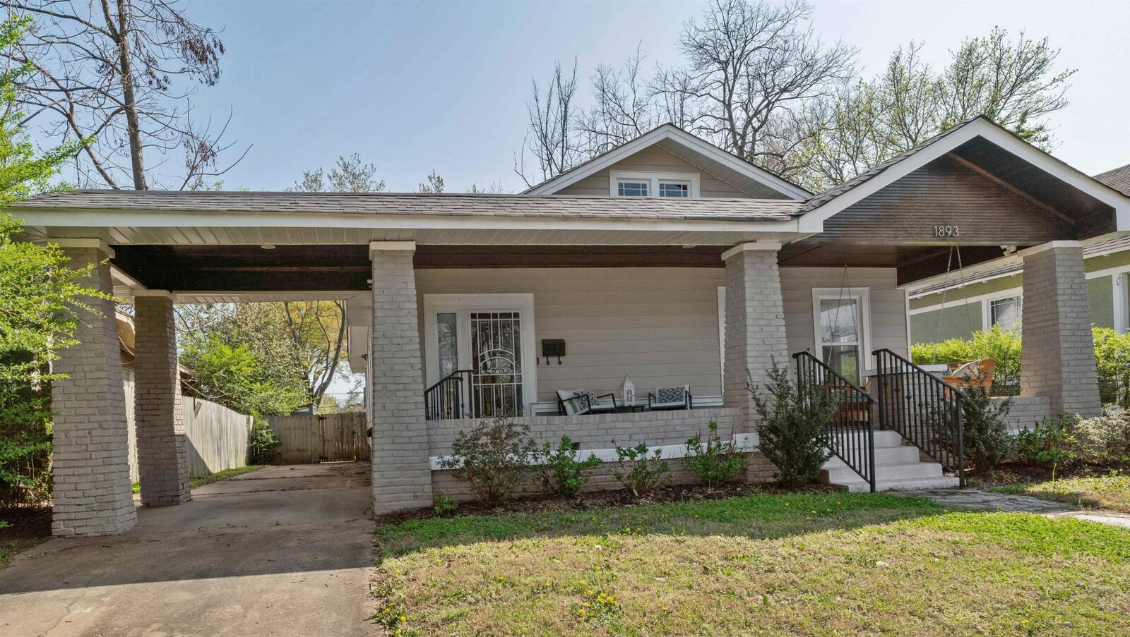 Property Photo:  1893 Felix Ave  TN 38114 