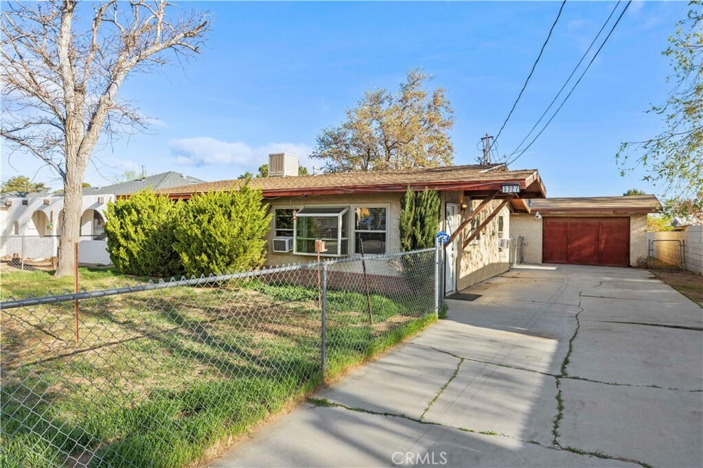Property Photo: 5327 W Avenue L10 CA 93536