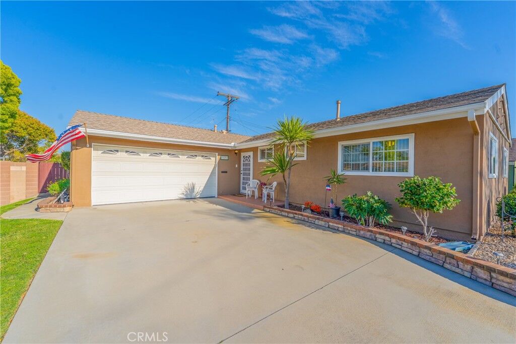 Property Photo: 10282 Longden Street CA 90630