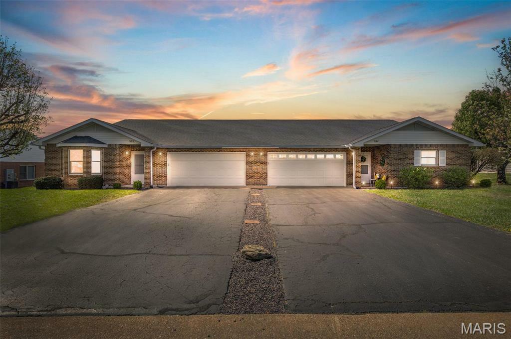 Property Photo:  302 Bayberry Lane  MO 63640 