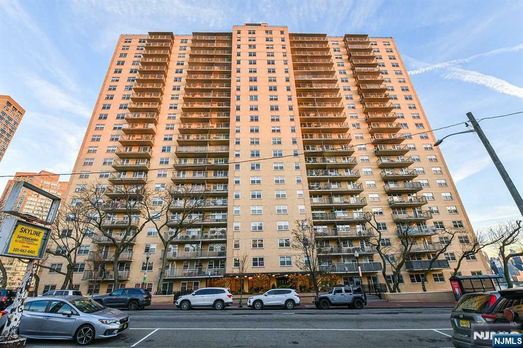 Property Photo: 6600 Boulevard East 22J NJ 07093