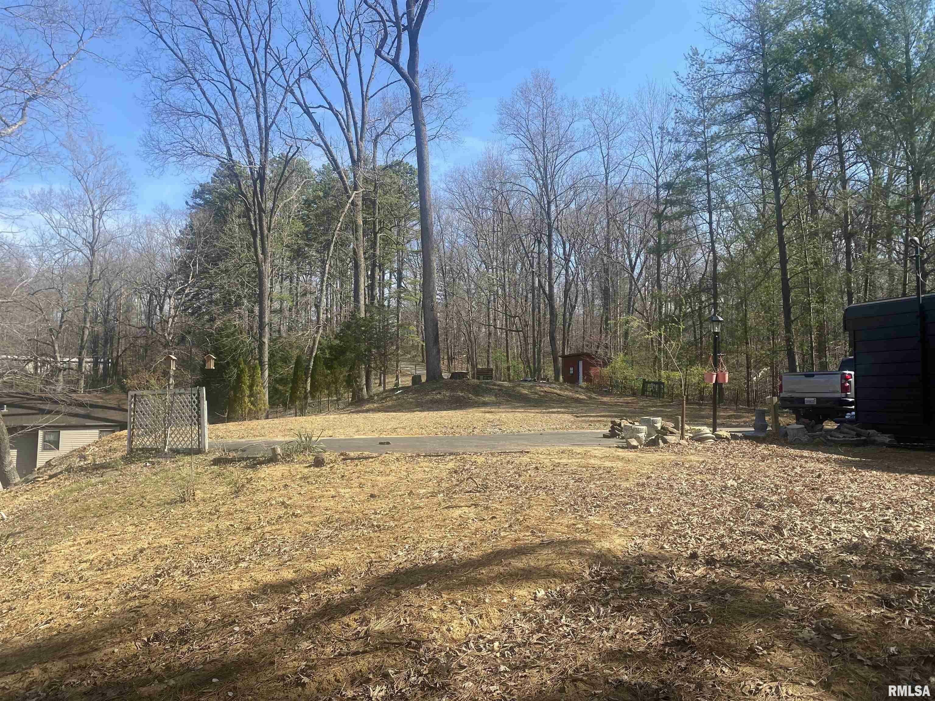 Property Photo: 15 Oakwood Lane IL 62966