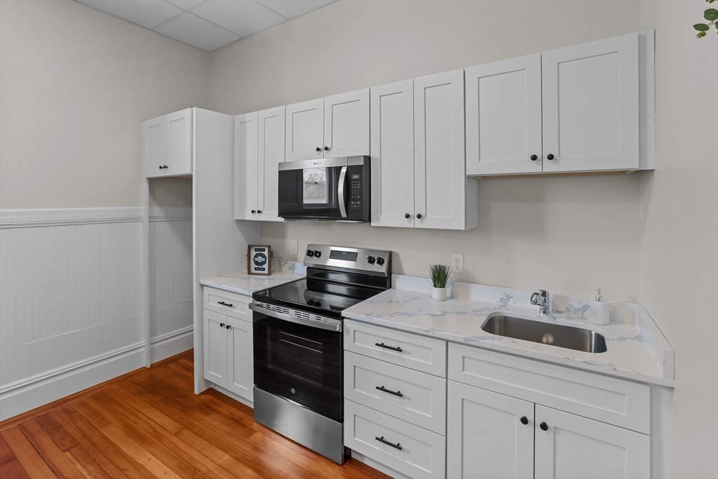 Property Photo:  75 County St 3  MA 02771 
