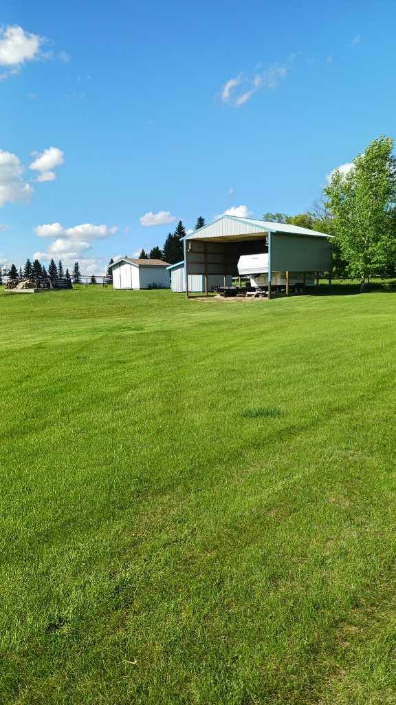 Property Photo: 65016 Twp Rd 442 AB T9W 1T4