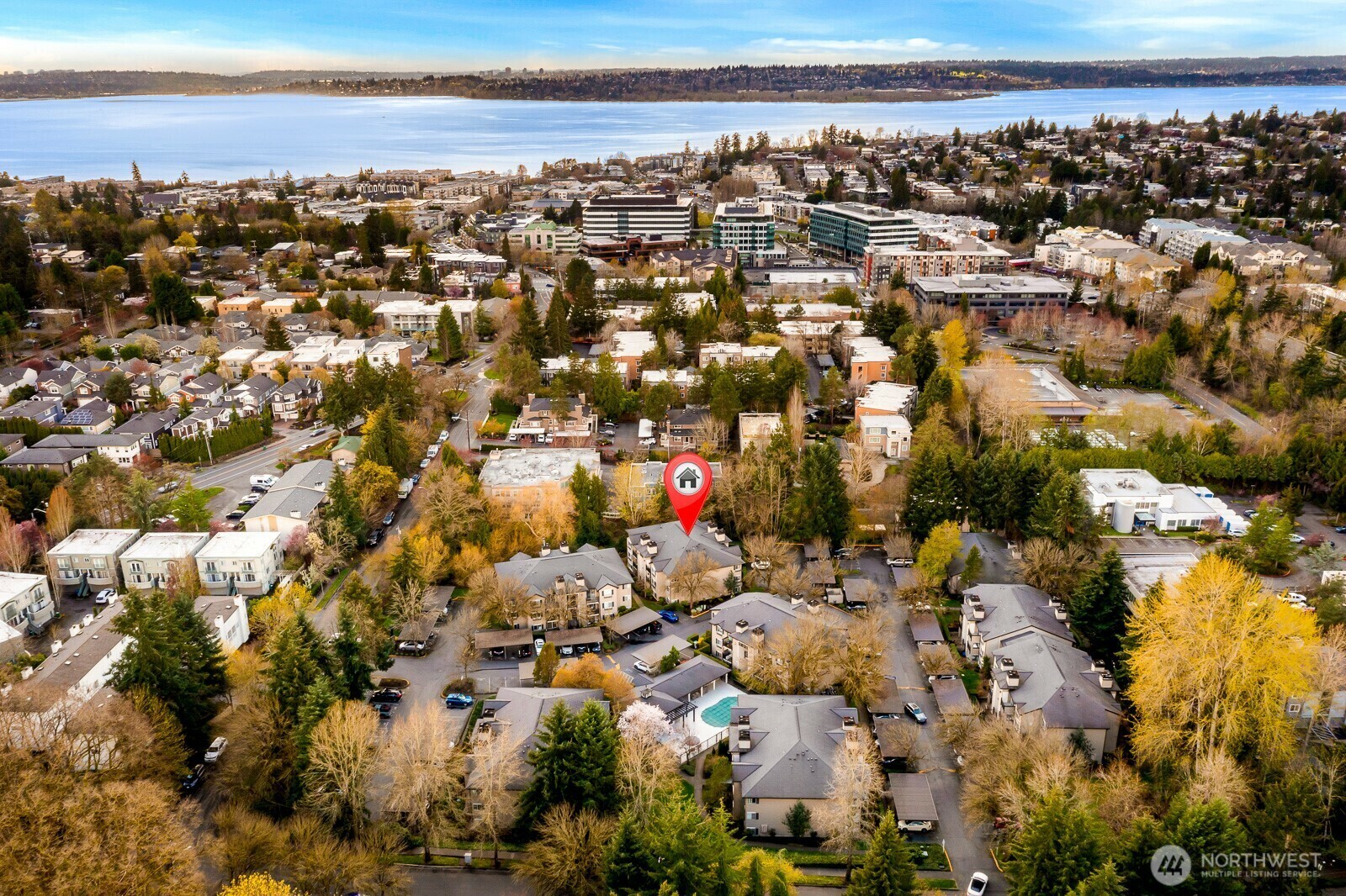 Property Photo: 221 9th Street C301 WA 98033