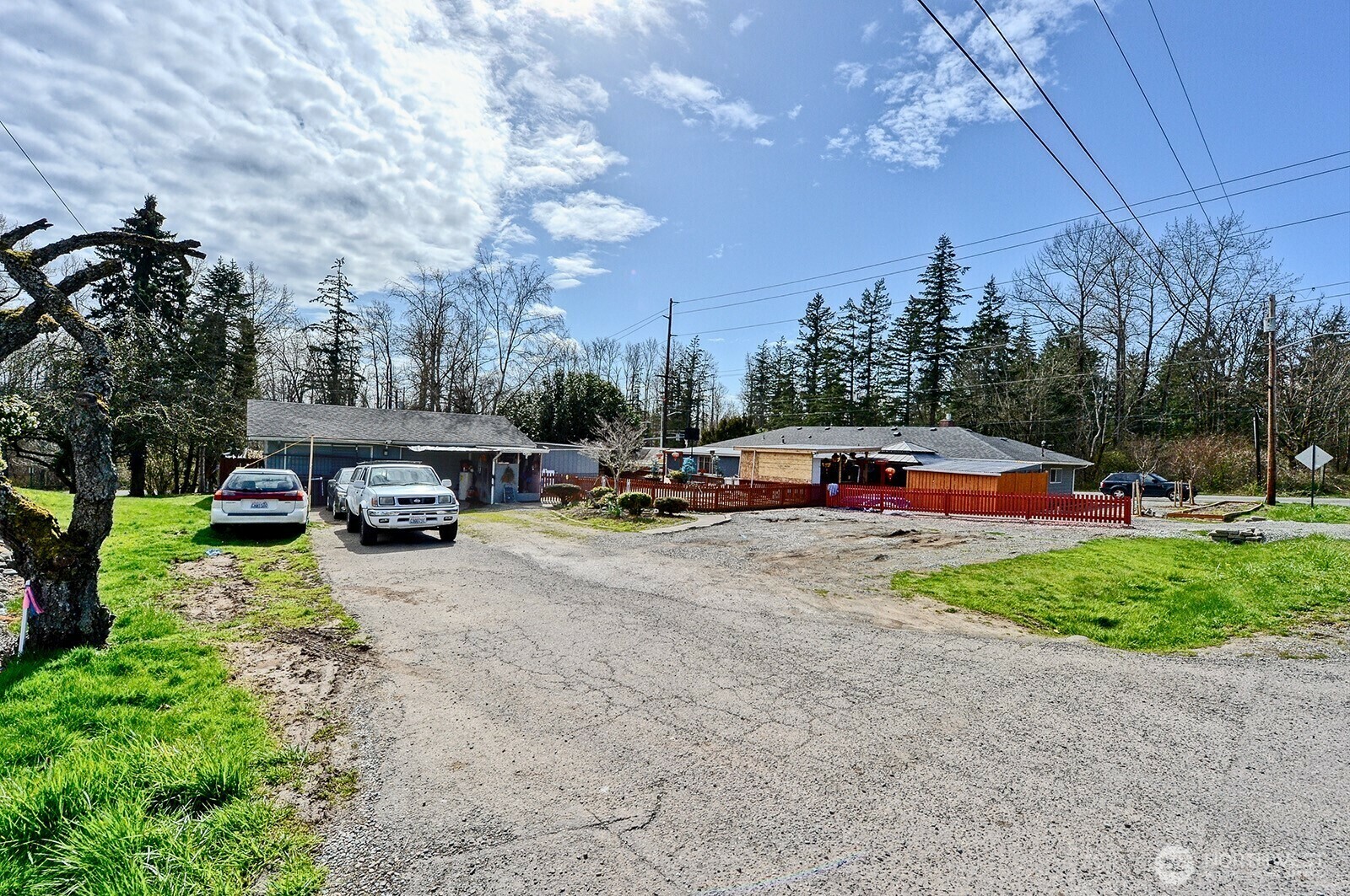 Property Photo: 804 Gilbert Dr WA 98226