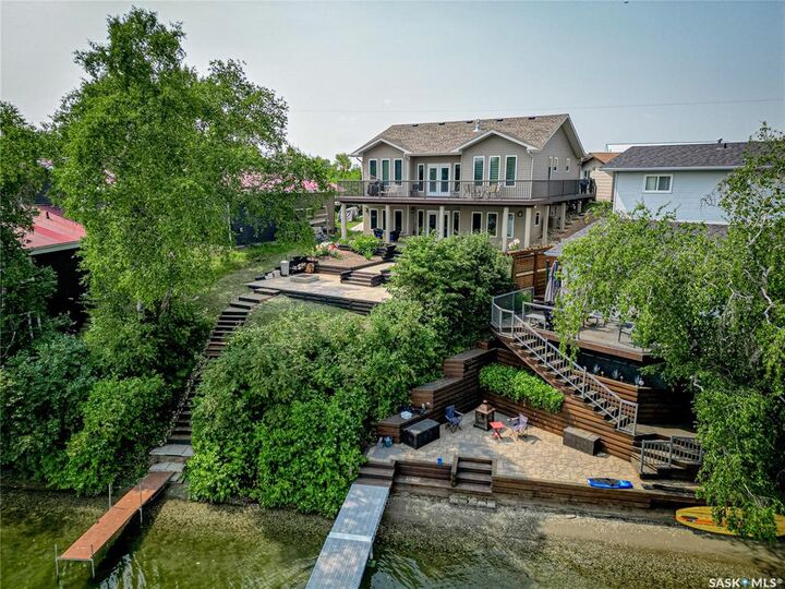 Property Photo: 110 Lakeview Drive SK S0A 4A0