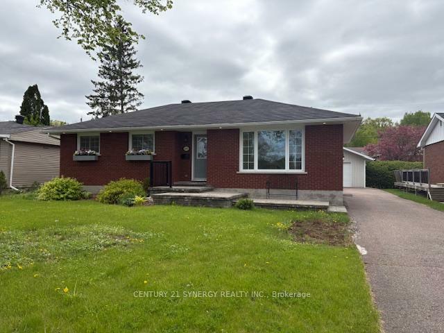 Property Photo: 261 James Avenue ON K7V 2P1