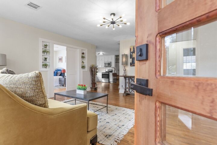 Property Photo: 904 Fisher Street TX 76574