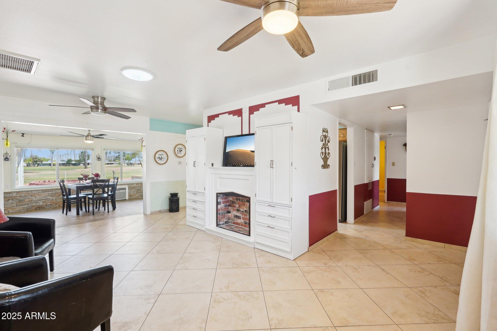Property Photo: 12445 N Cherry Hills Drive E AZ 85351