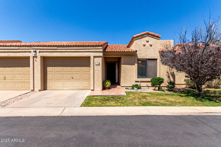 Property Photo: 1021 S Greenfield Road 1194 AZ 85206