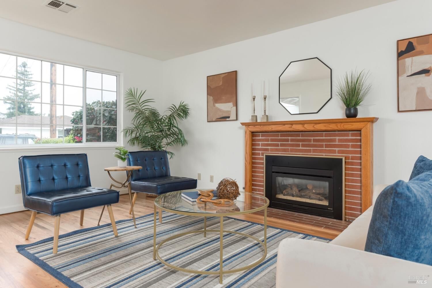 Property Photo: 2325 Roberto Street CA 94558