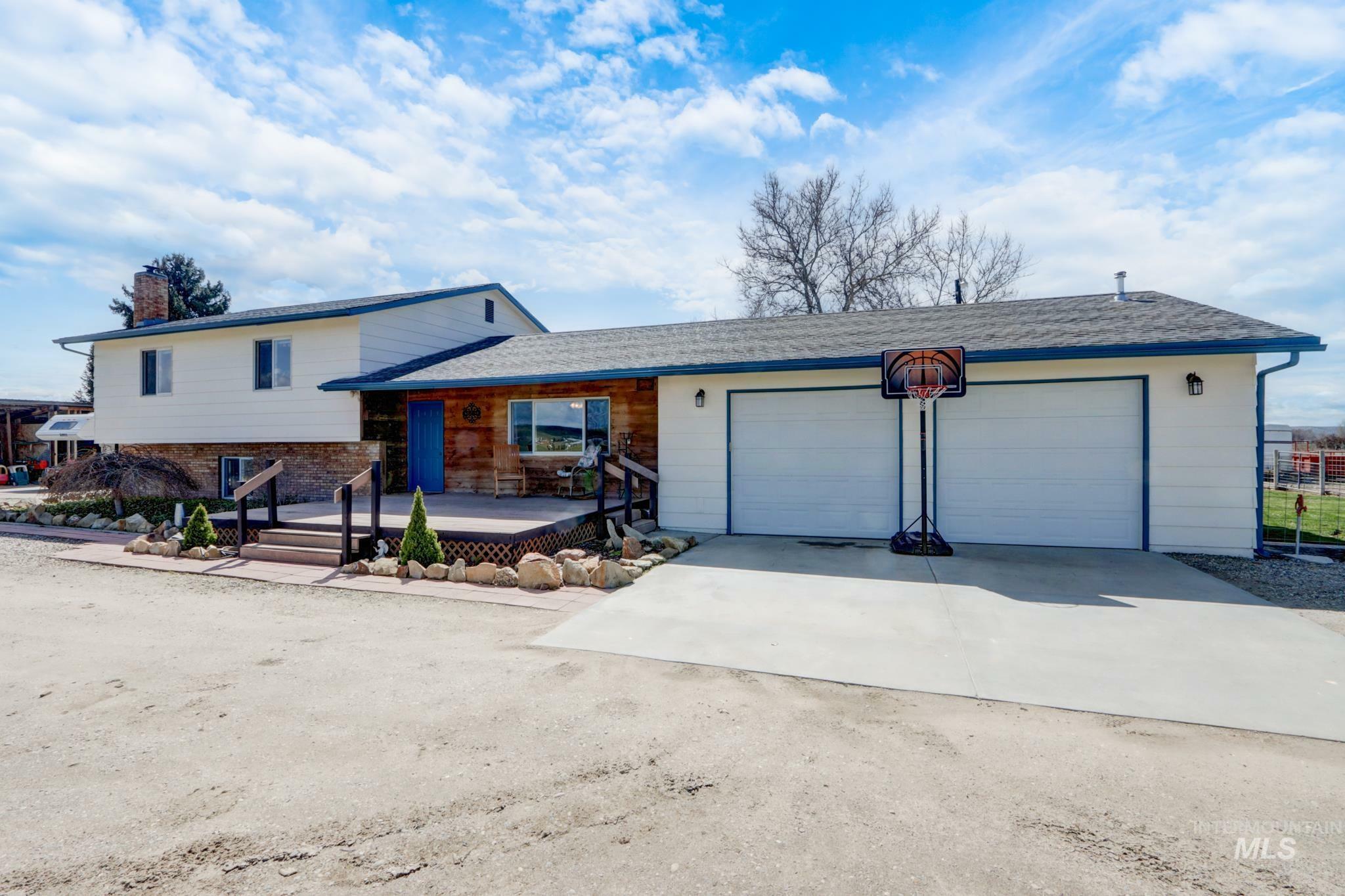 Property Photo: 3713 Big 4 ID 83617